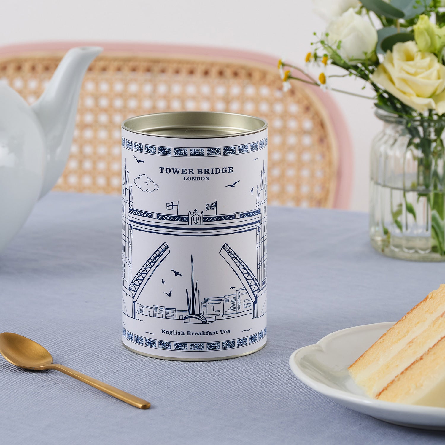 Tower Bridge English Breakfast Tea Drum by Victoria Eggs 1