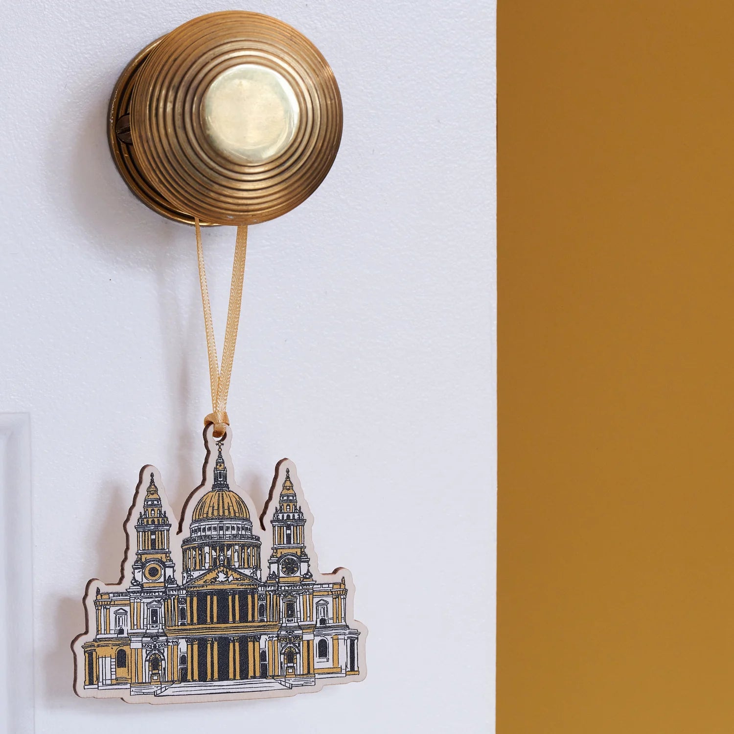 Victoria Eggs St Paul's Cathedral Wooden Decoration 3