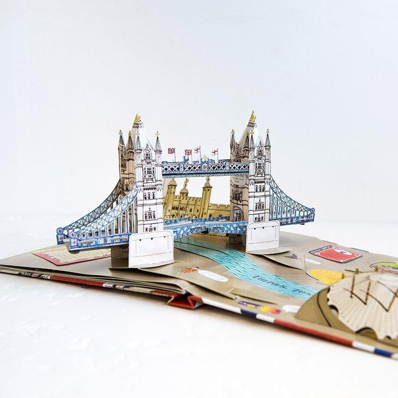 Pop Up London Book 01