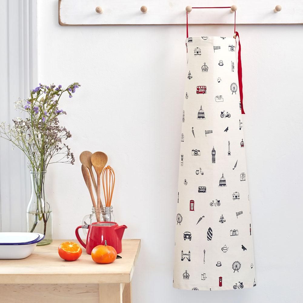 Simply London Apron 3