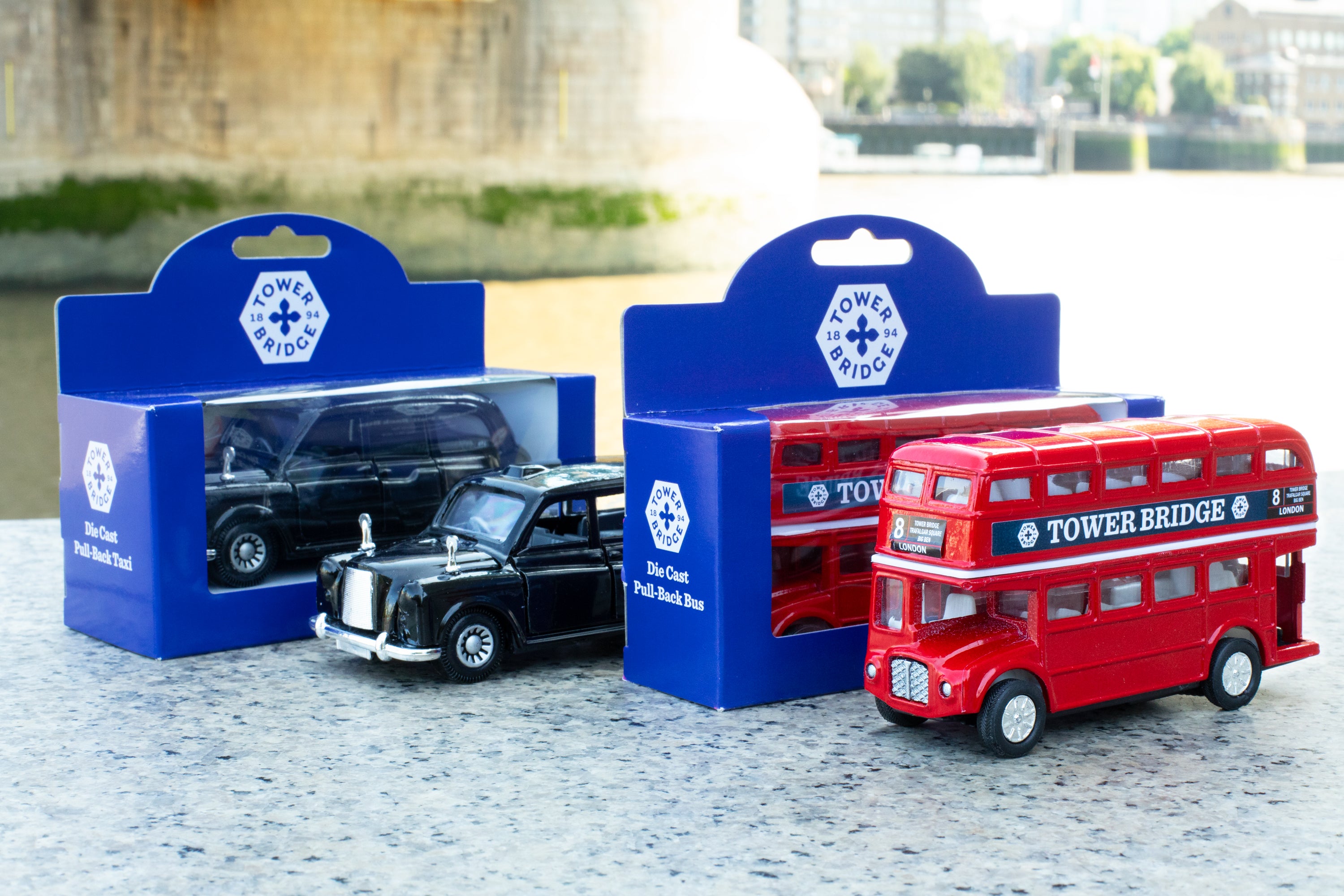 Die cast bus & taxi toy models from Tower Bridge