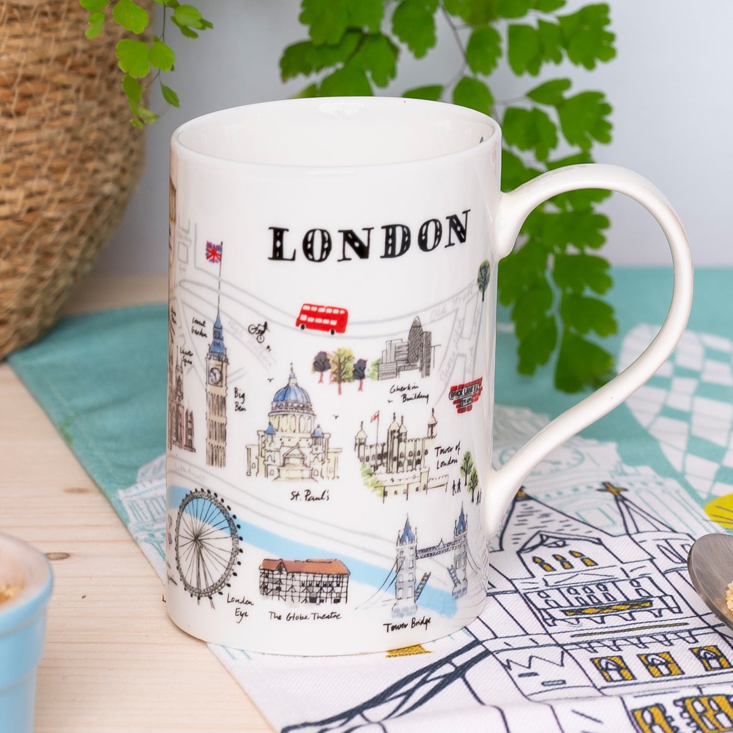 Mugs and cups from Tower Bridge