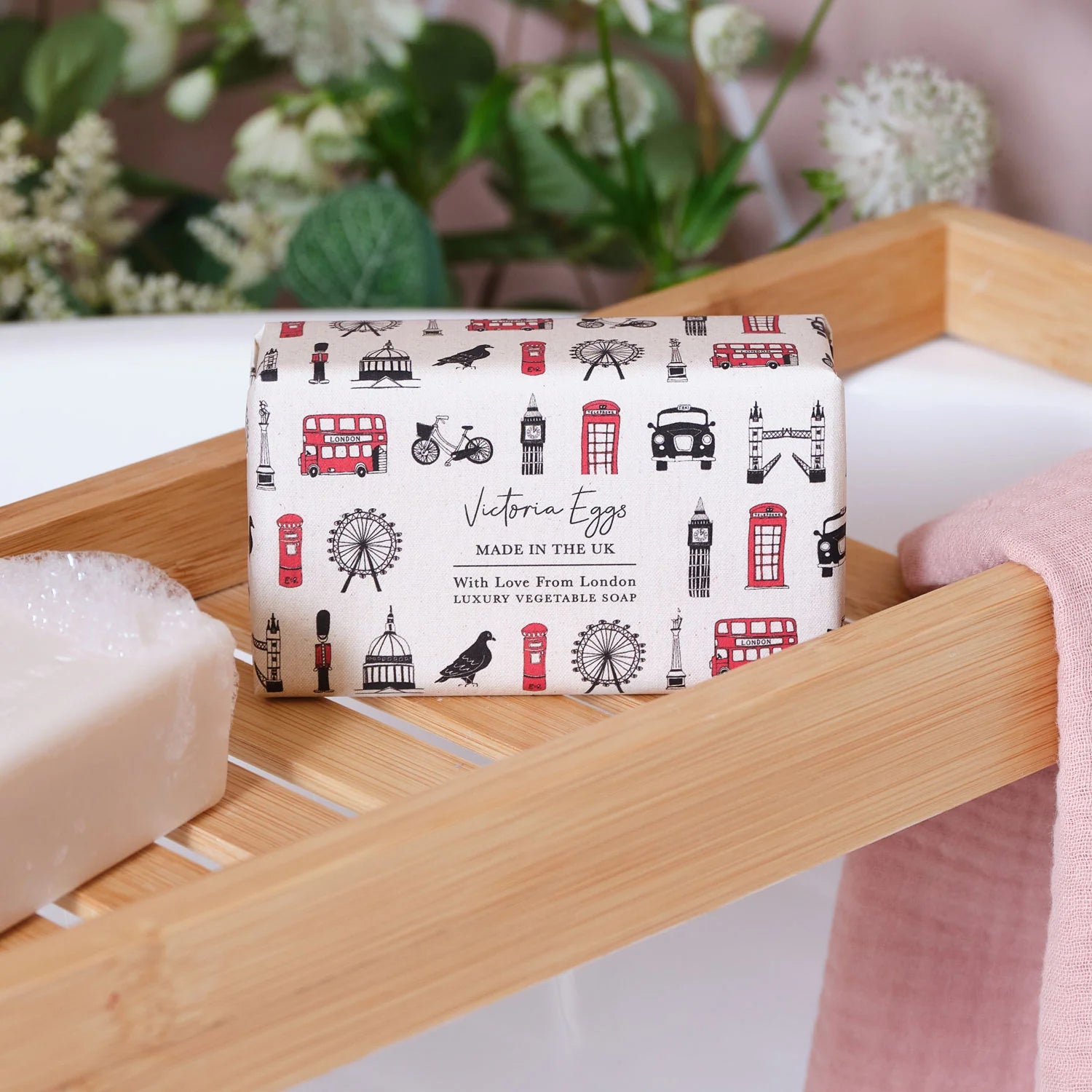 Victoria Eggs London Icons Soap - Morning Marmalade Lifestyle 2