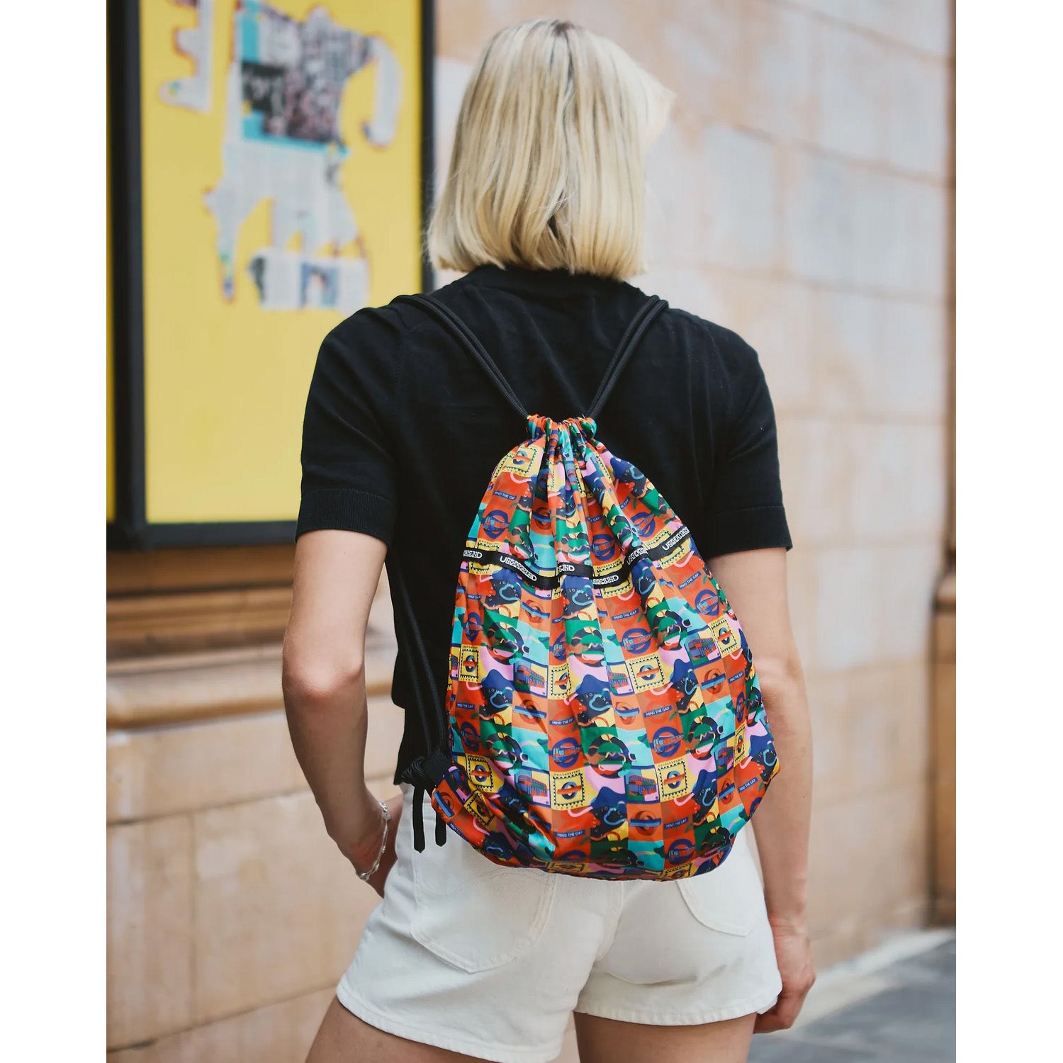 TFL London Vibes String Backpack 3