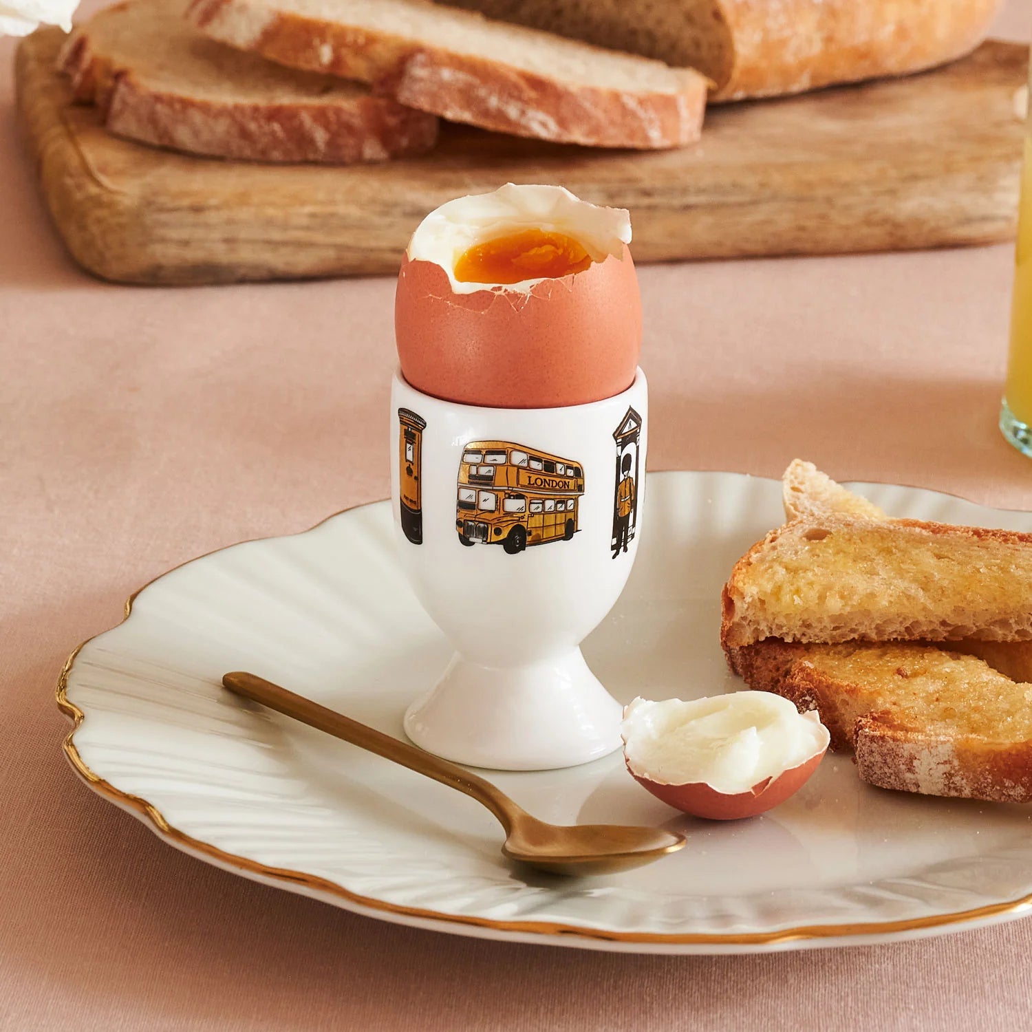 Victoria Eggs City of London Egg Cup 3