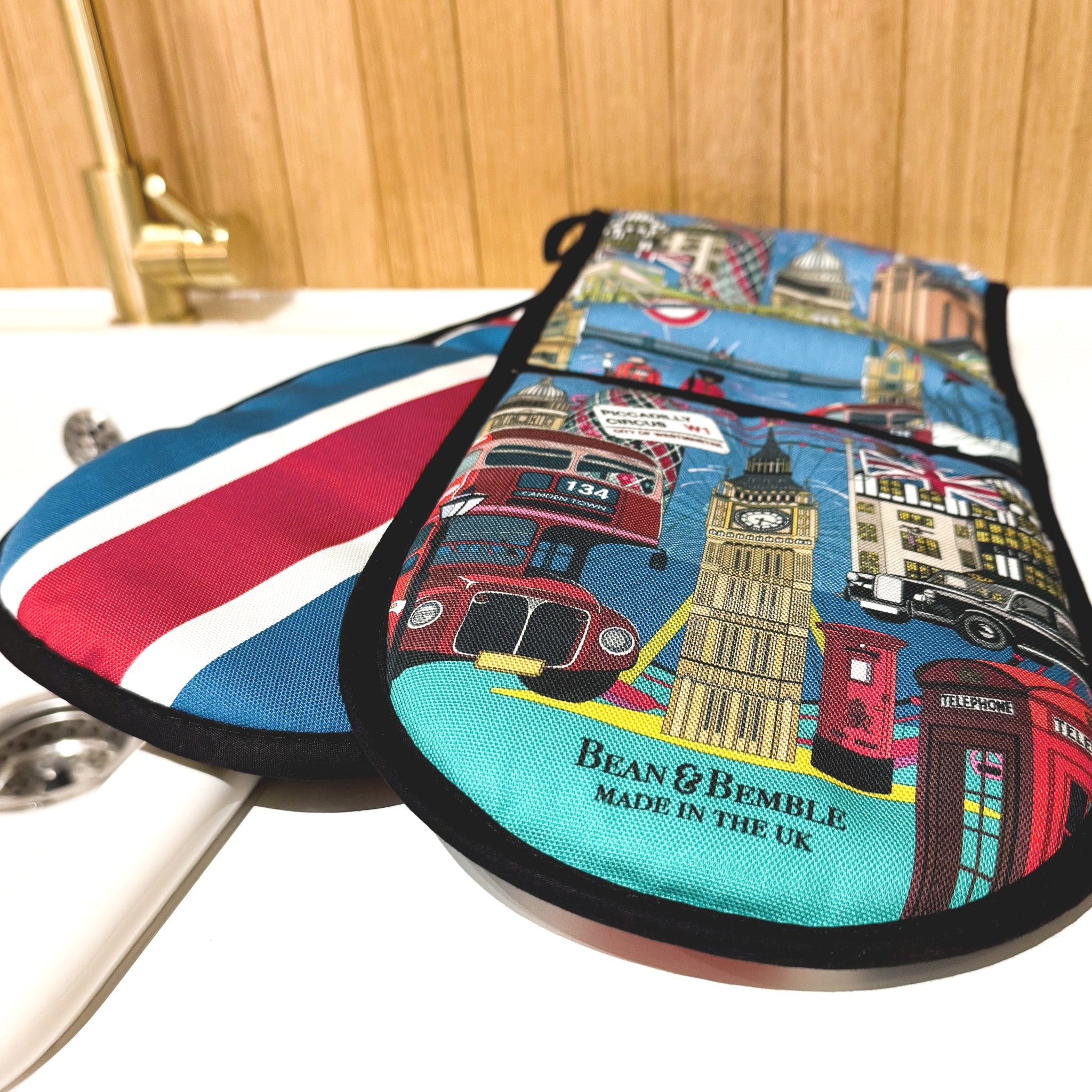 Bean & Bemble London City Oven Gloves 